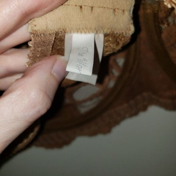 THE WOMAN WITHIN BRONZE LACE FULL COVERAGE BRA SIZE 42C VINTAGE - Picture 5 of 7